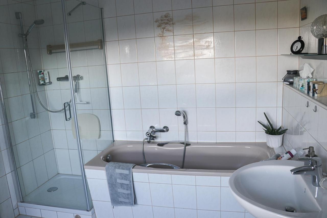 Deine-Eifel-Ferienwohnung Feusdorf 外观 照片